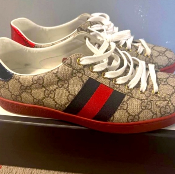 Size 10